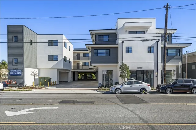 $3,500 | 24836 Narbonne Avenue, Lomita, CA 90717