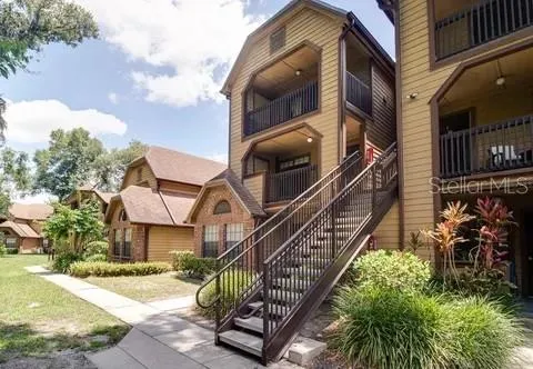 $1,400 | 415 Lakepointe Drive, Unit 202, Altamonte Springs, FL 32701