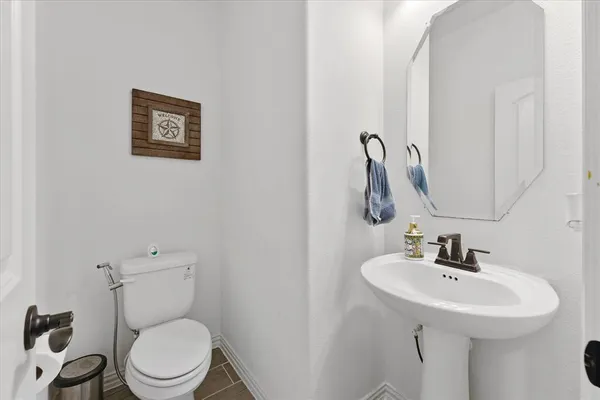 $695,000 | 7720 Falcon Ridge Road, Denton, TX 76208