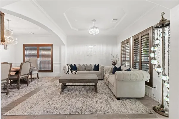 $695,000 | 7720 Falcon Ridge Road, Denton, TX 76208