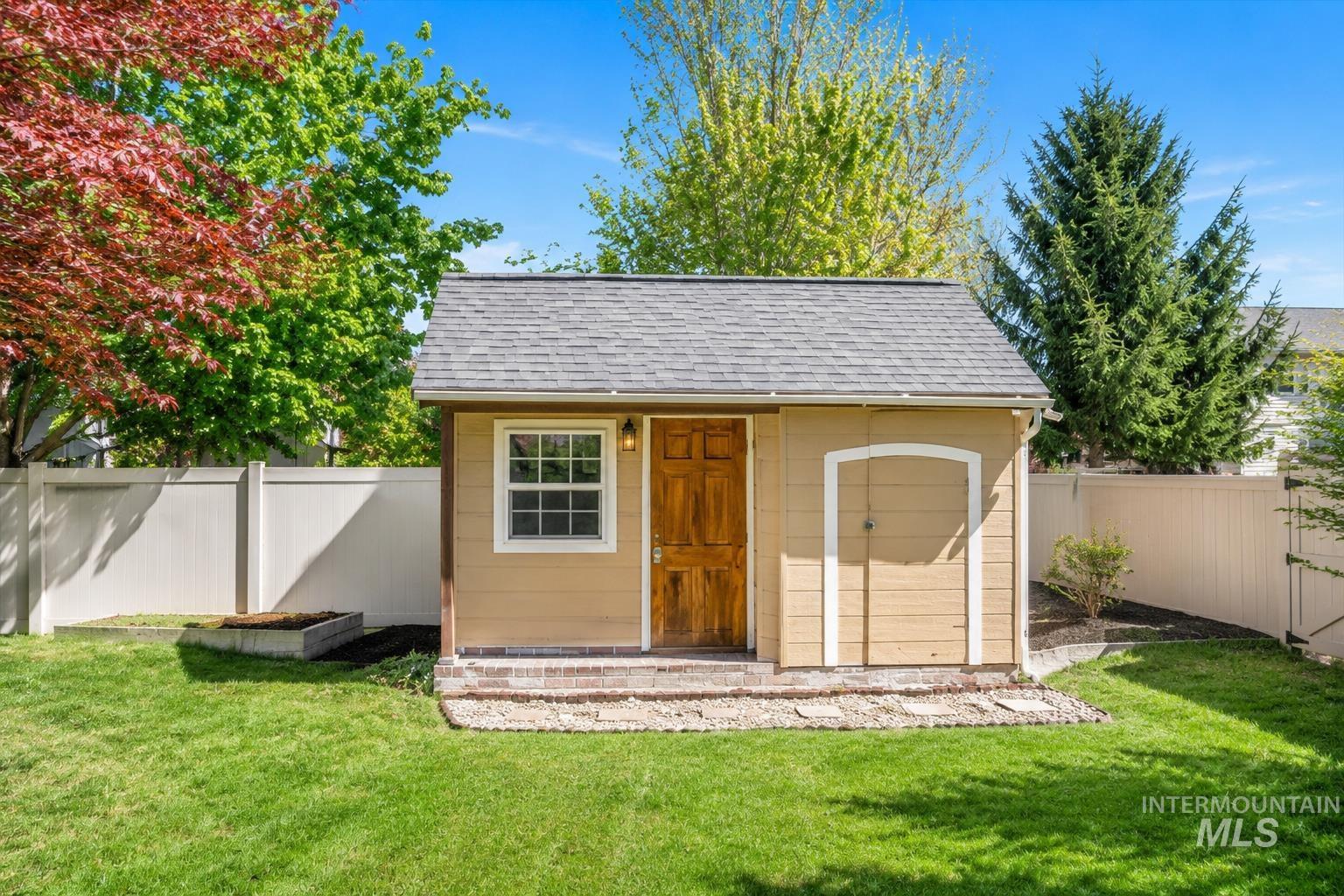 3542 South Capulet Way Meridian, ID 83642 - Photo 22 of 46