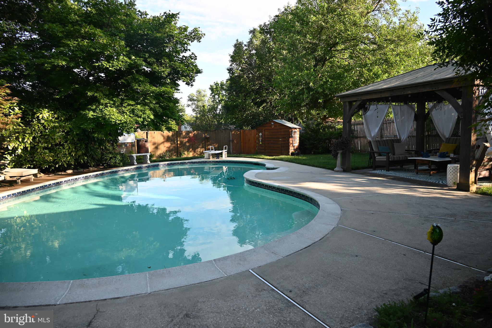 406 Belton Road Silver Spring, MD 20901 - Photo 24 of 36 Outoor area with great spaces