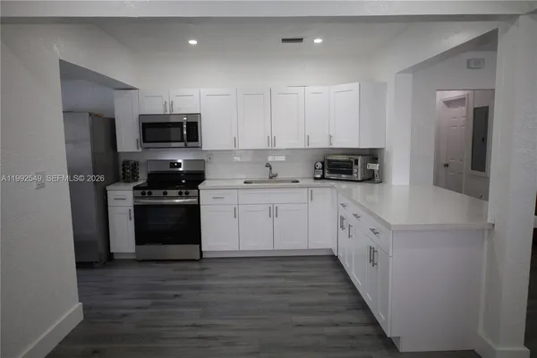 $4,900 | 181 Northeast 121st Street, North Miami, FL 33161