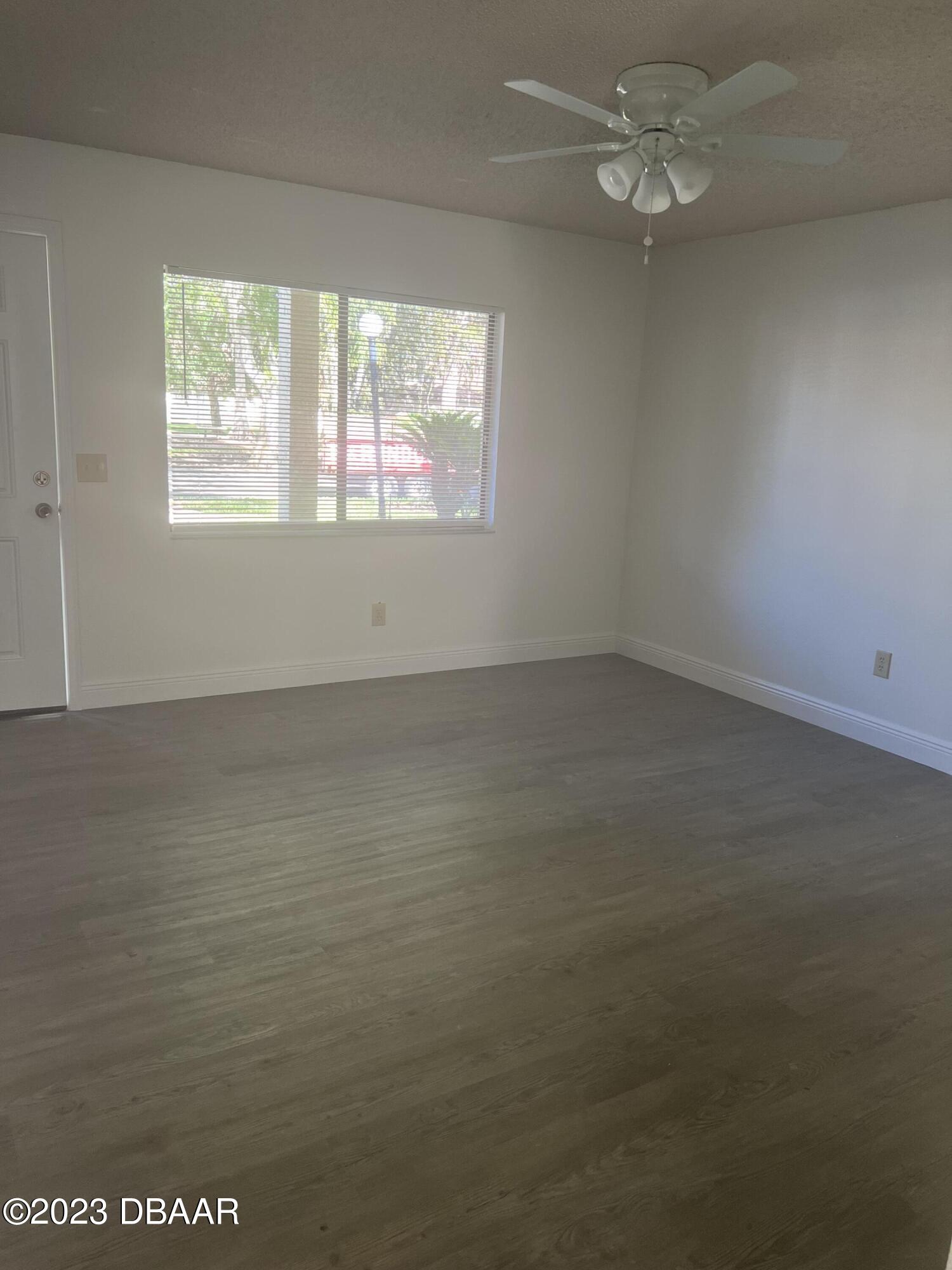 1601 Big Tree Road, Unit 403 South Daytona, FL 32119 - Photo 6 of 16 IMG-4399