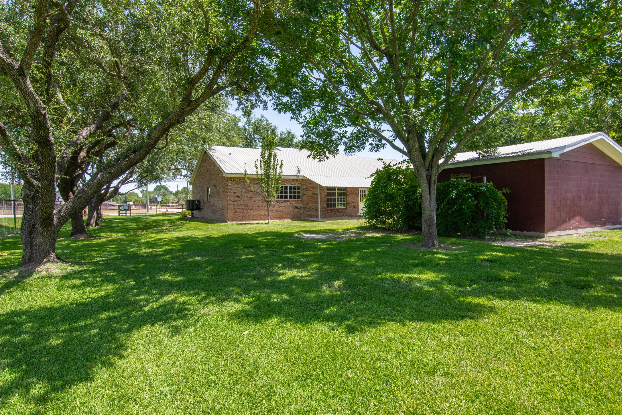 1112 Crenshaw Road Pasadena, TX 77504 - Photo 45 of 50