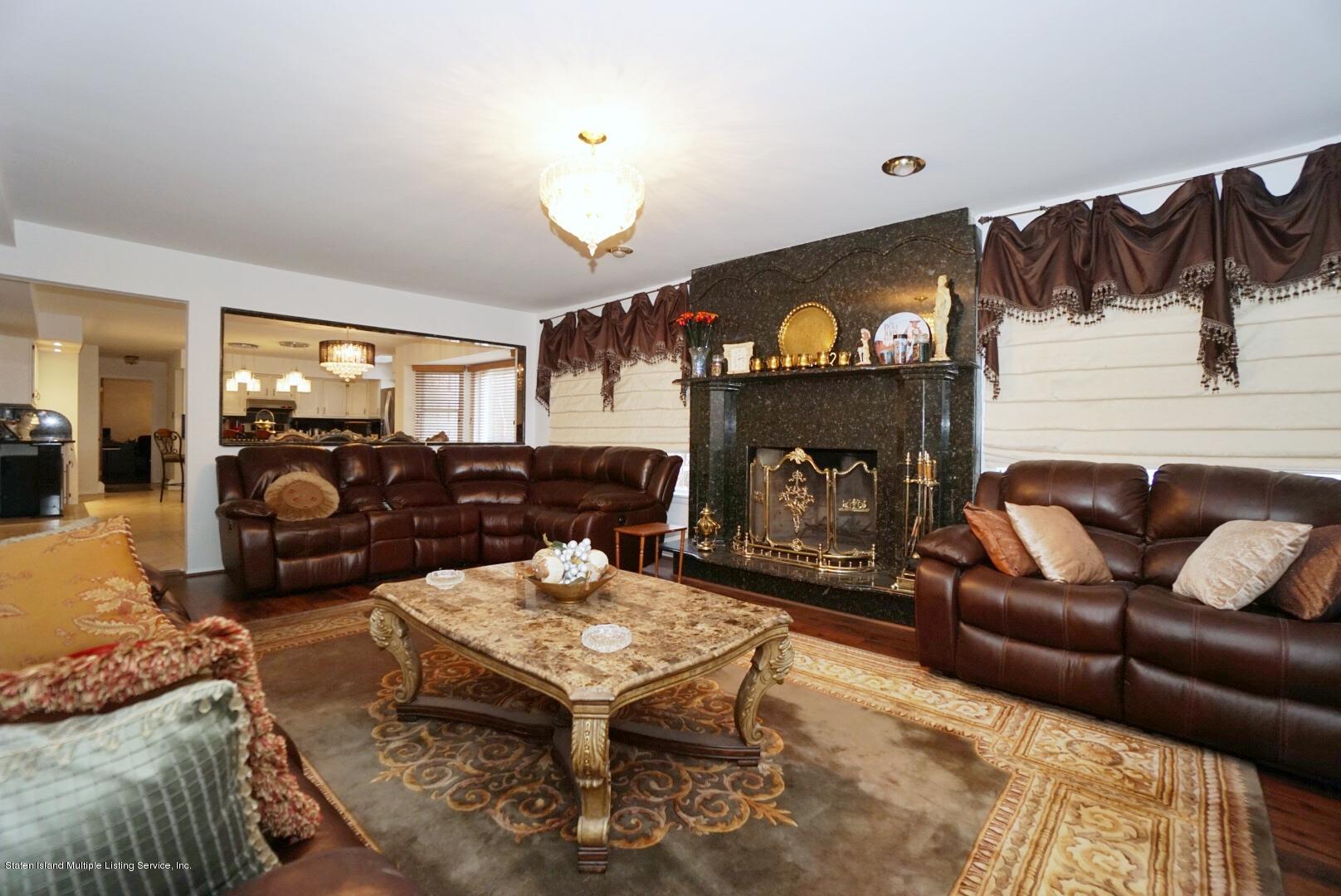 115 Meade Loop Staten Island, NY 10309 - Photo 16 of 54 Photo Nov 25, 3 43 43 PM