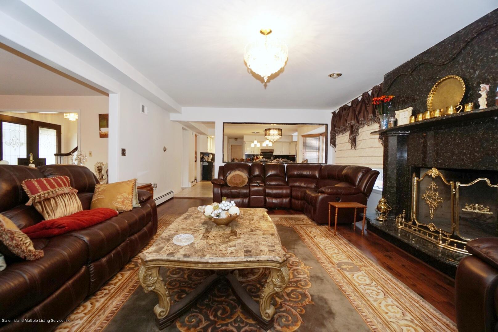 115 Meade Loop Staten Island, NY 10309 - Photo 17 of 54 Photo Nov 25, 3 43 54 PM