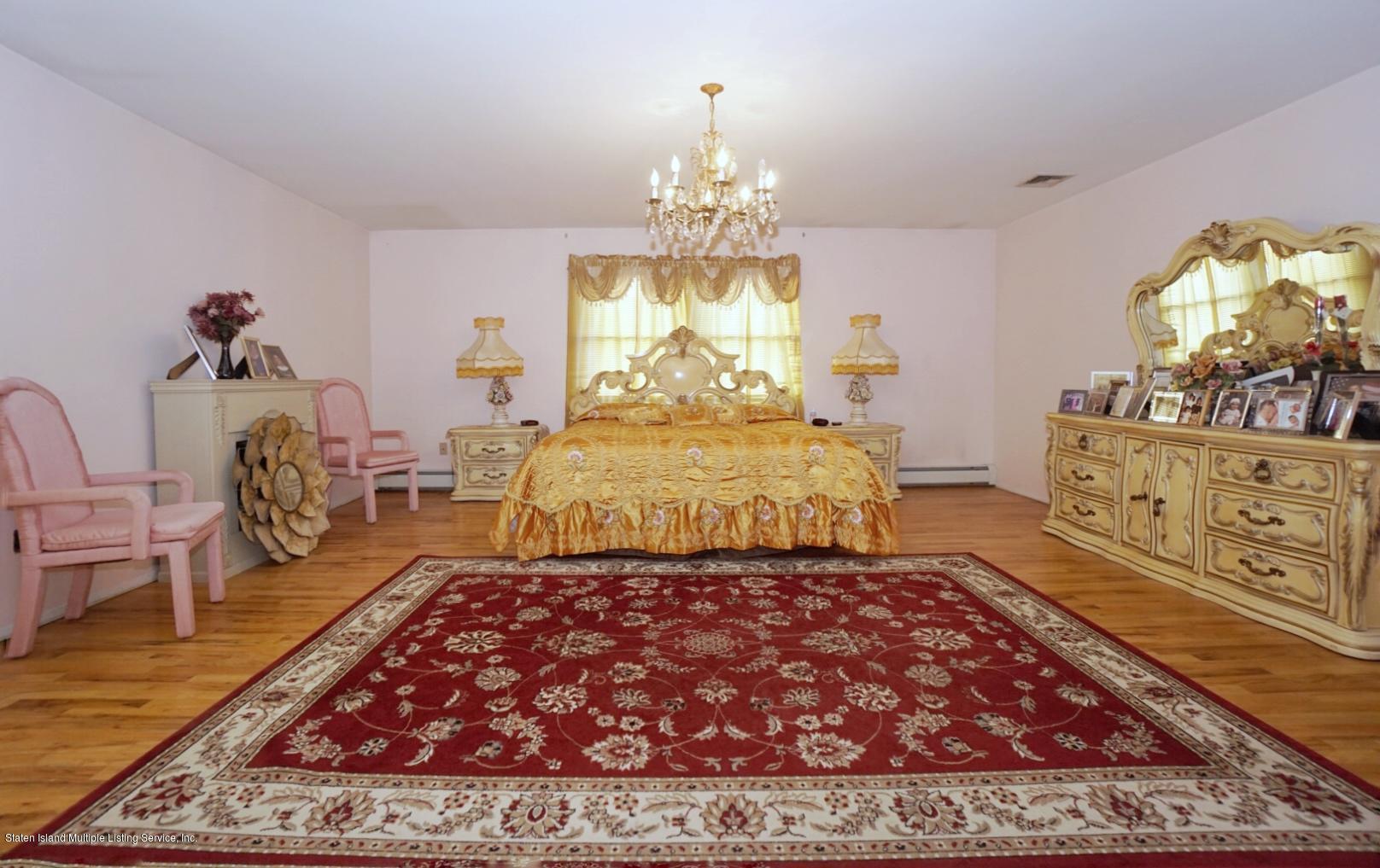 115 Meade Loop Staten Island, NY 10309 - Photo 34 of 54 Photo Nov 25, 3 38 54 PM