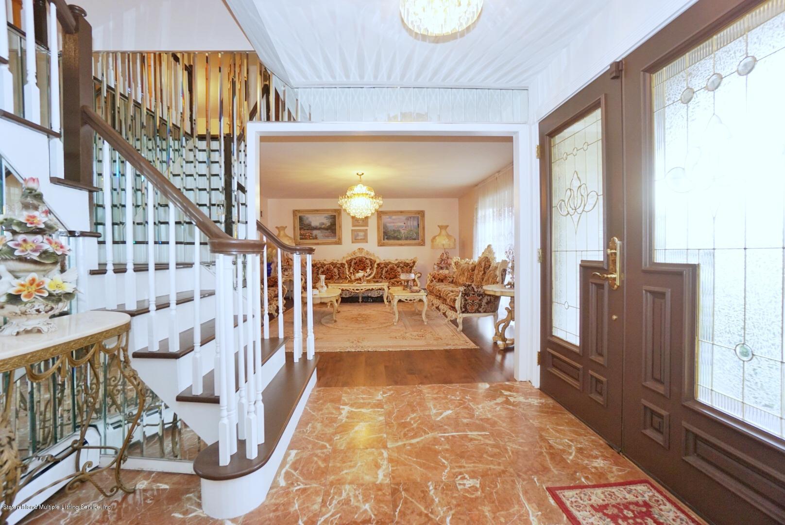 115 Meade Loop Staten Island, NY 10309 - Photo 4 of 54 Photo Nov 25, 3 40 40 PM (1)