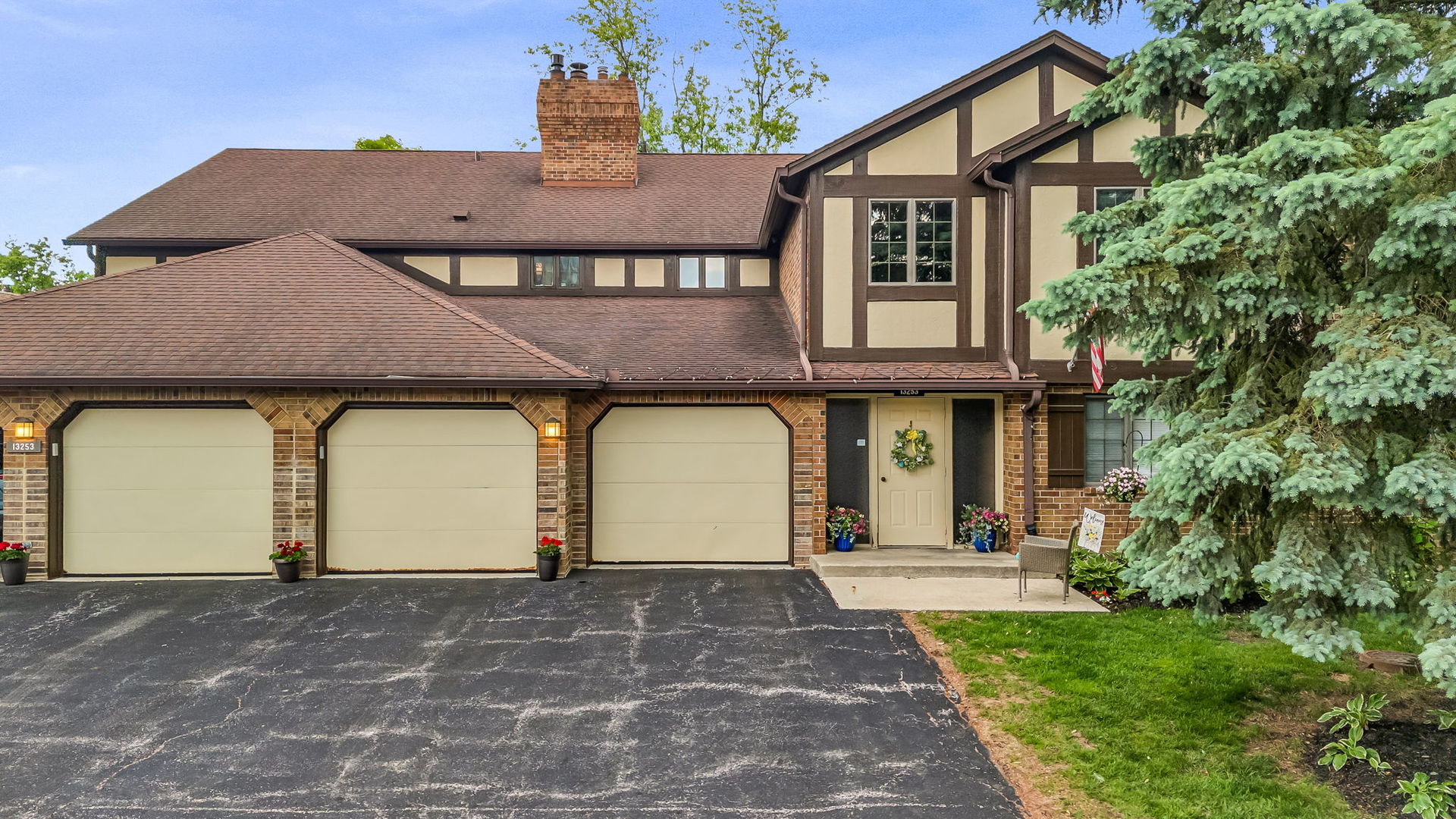 13253 South Oak Ridge Trail, Unit 2B Palos Heights, IL 60463 - Photo 2 of 33