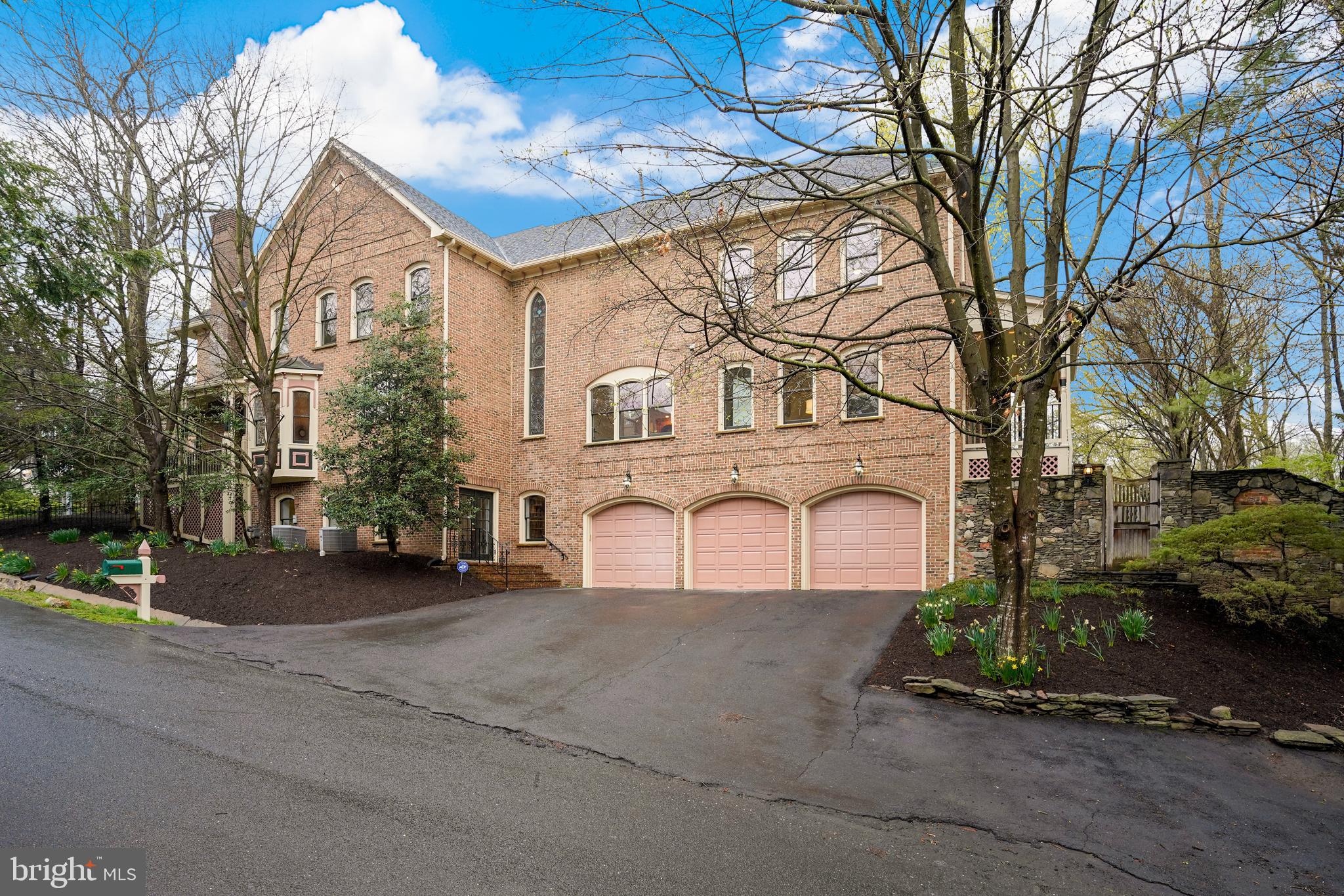 6600 Old Chesterbrook Road McLean, VA 22101 - Photo 6 of 41 Gallery Image 6