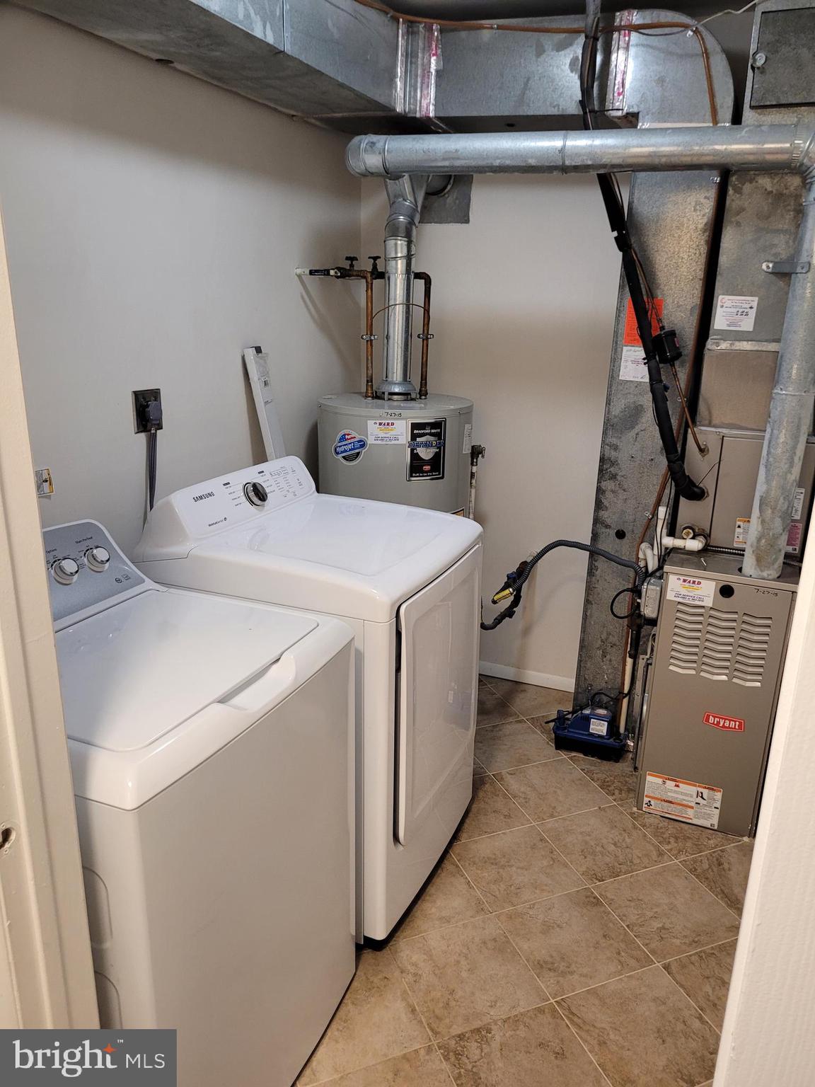 5002A Dunbarton Road Mount Laurel, NJ 08054 - Photo 13 of 16 Washer / Dryer