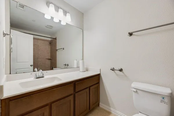 $2,500 | 2559 Sarah Lane, Lewisville, TX 75056