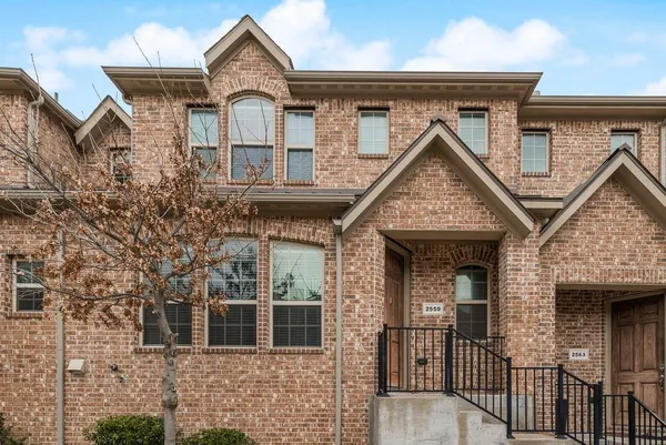 $2,500 | 2559 Sarah Lane, Lewisville, TX 75056