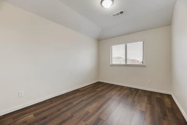 $2,500 | 2559 Sarah Lane, Lewisville, TX 75056