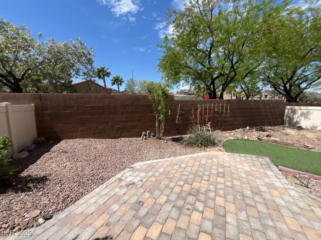 $1,913 | 1183 Garretts Bluff Way, Unit 102, Henderson, NV 89002