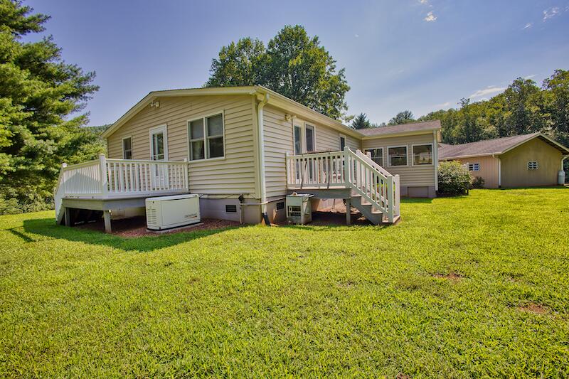 1199 Brammer Spur Road Woolwine, VA 24185 - Photo 10 of 36 a house view with a garden space