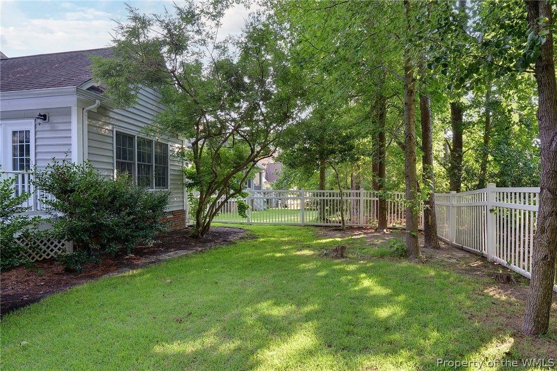 9923 Swallow Ridge Toano, VA 23168 - Photo 33 of 37 Gallery Image 33