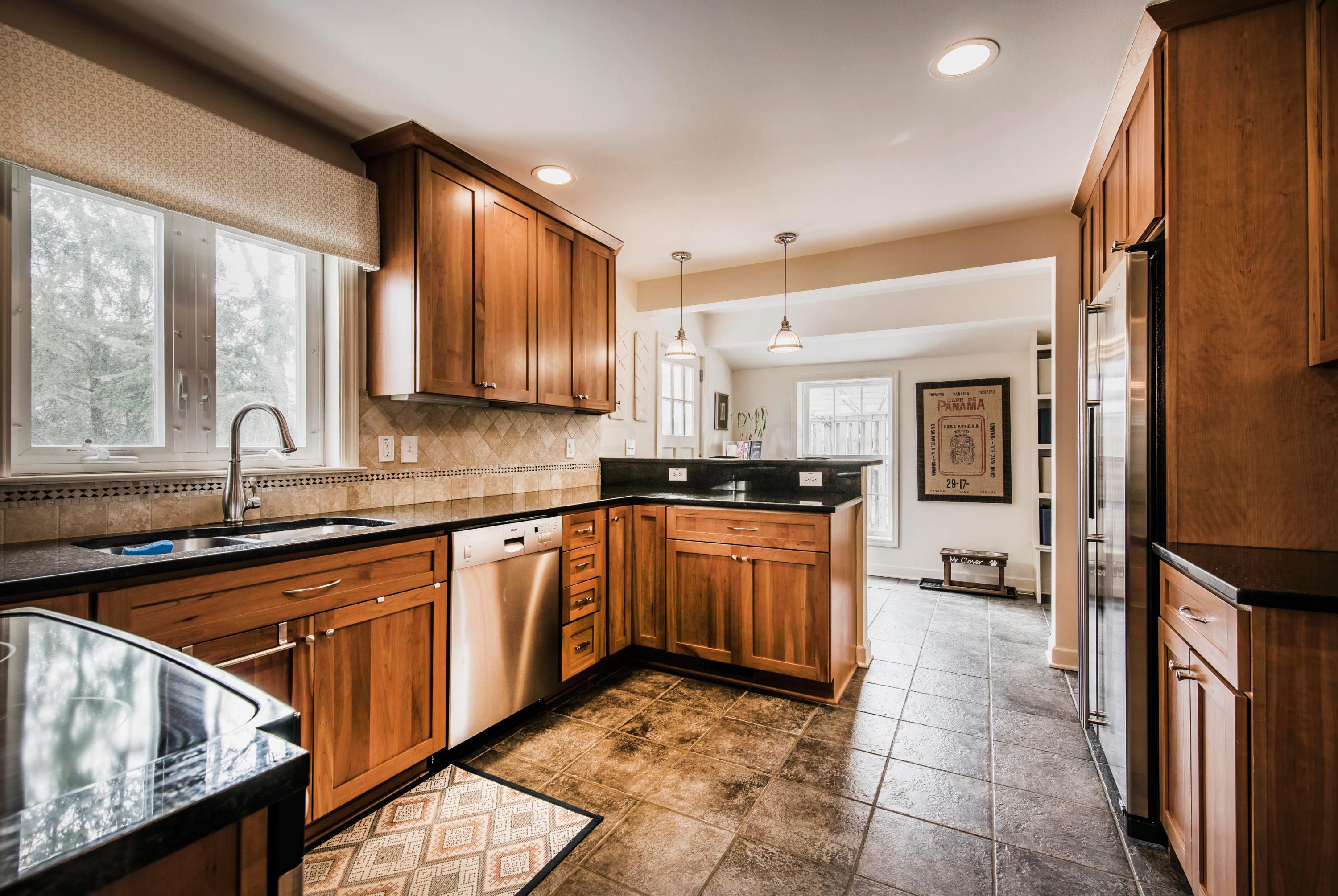 2670 Brandon Road Columbus, OH 43221 - Photo 14 of 43 Gallery Image 14