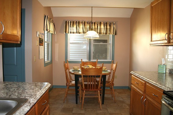 23 Highfield Road, Unit D Charlton, MA 01507 - Photo 4 of 24 a view of a dining room with furniture
