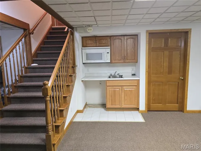 $325,000 | 1104 Redwing Court, Grafton, IL 62037