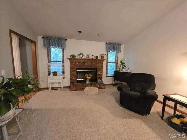 $325,000 | 1104 Redwing Court, Grafton, IL 62037