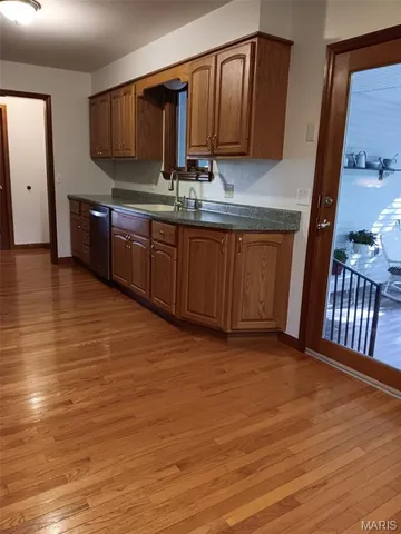 $325,000 | 1104 Redwing Court, Grafton, IL 62037