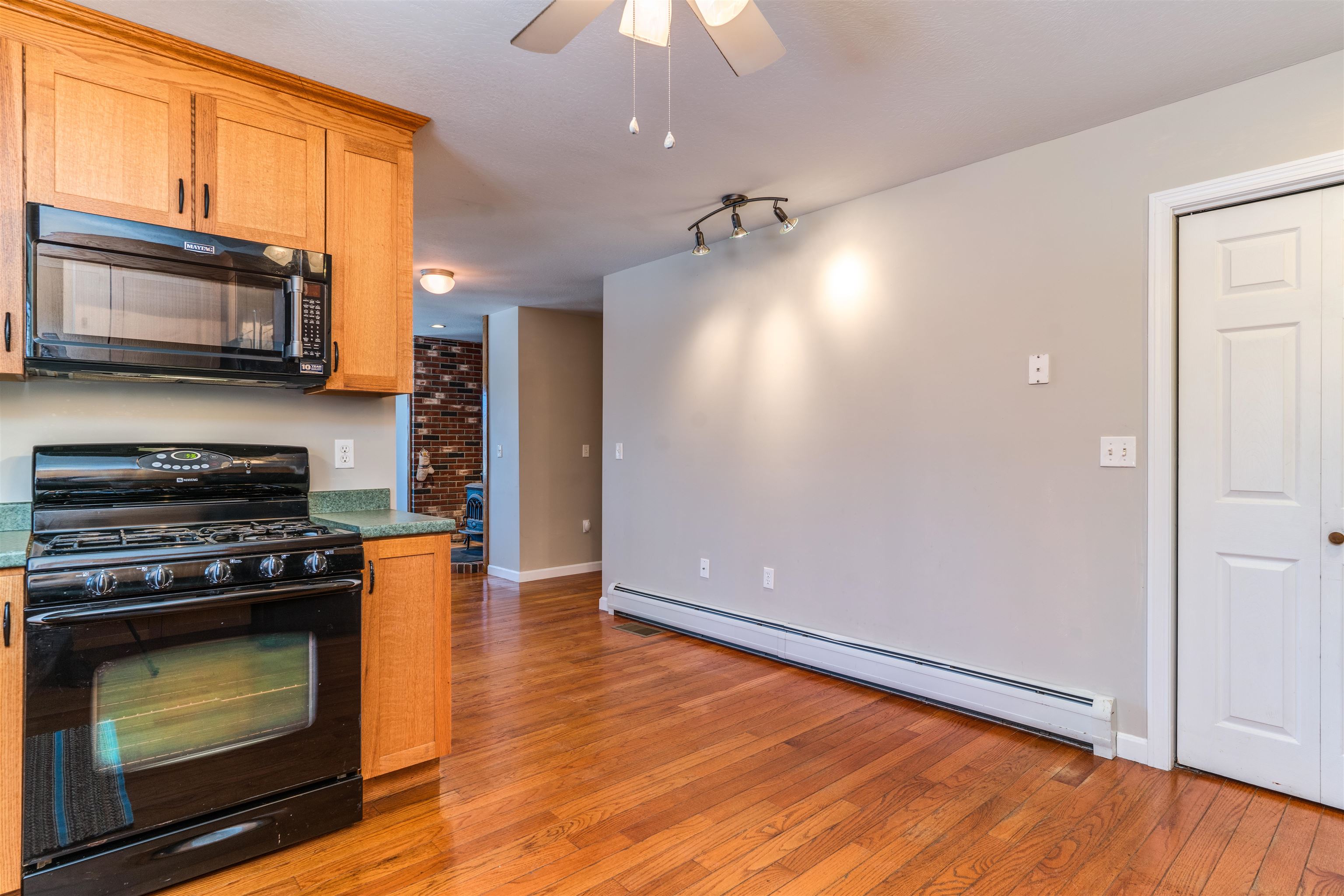 103 New Durham Road Alton, NH 03809 - Photo 10 of 37