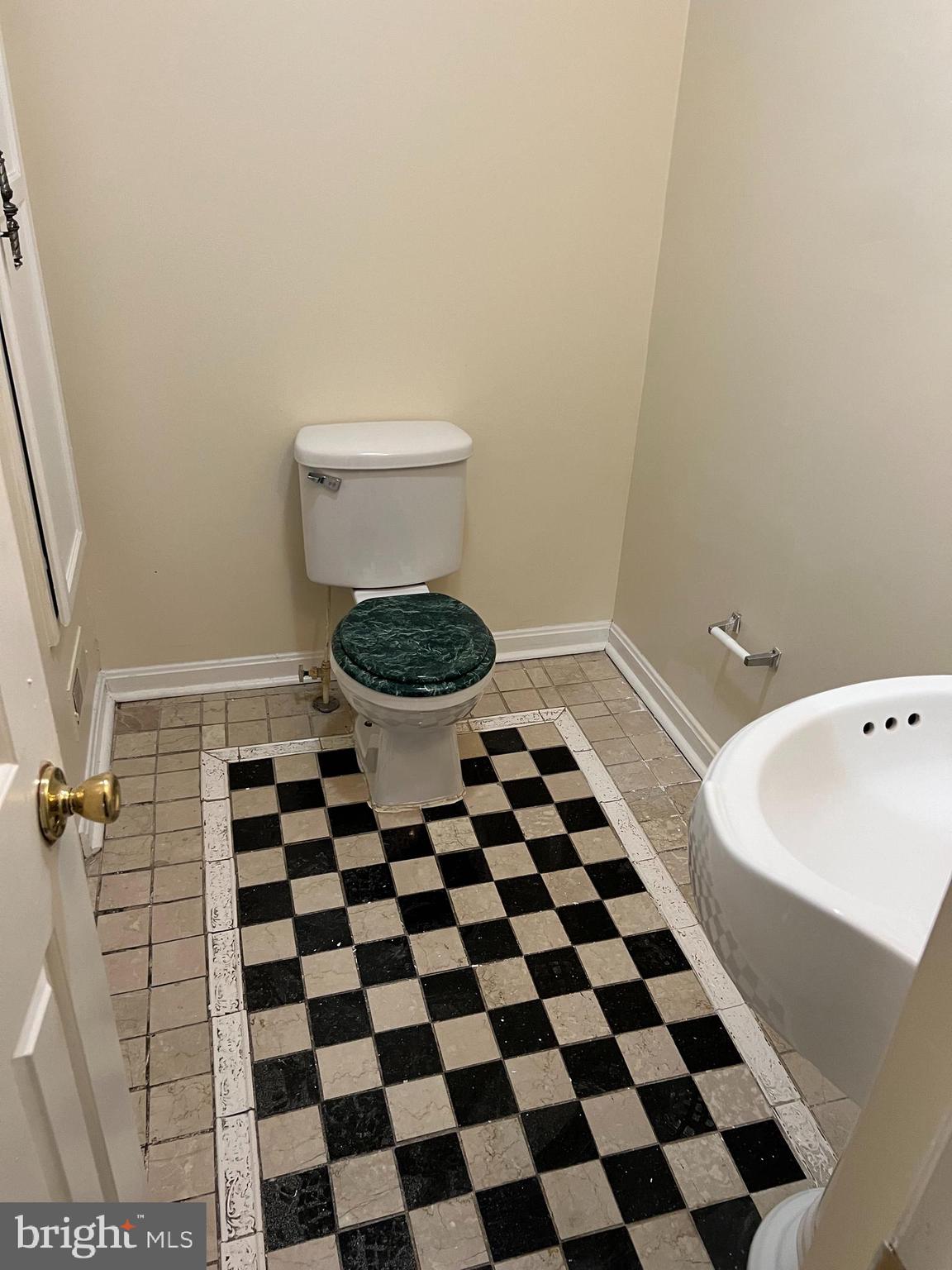 772 Carroll Street Baltimore, MD 21230 - Photo 18 of 30