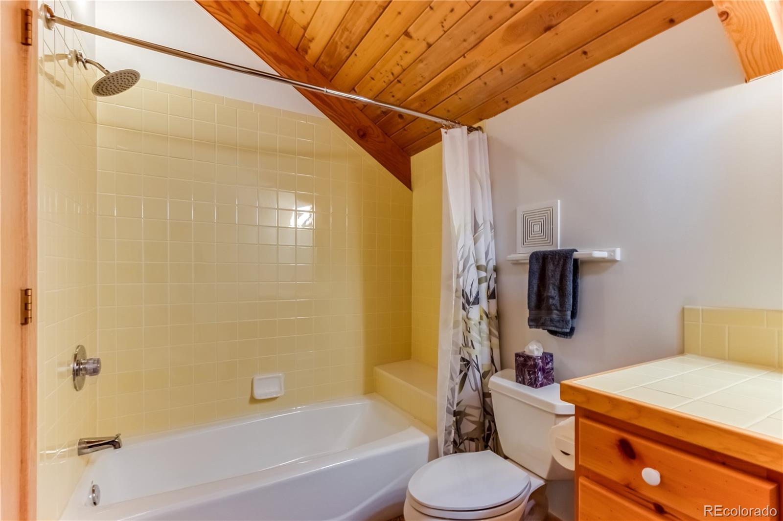 8834 Deiffendeffer Road Beulah, CO 81023 - Photo 22 of 49