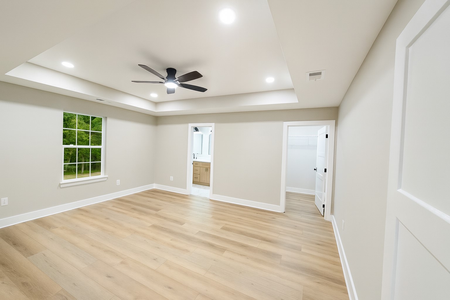810 Lucas Road Dickson, TN 37055 - Photo 20 of 37 wooden floor in an empty room with a window