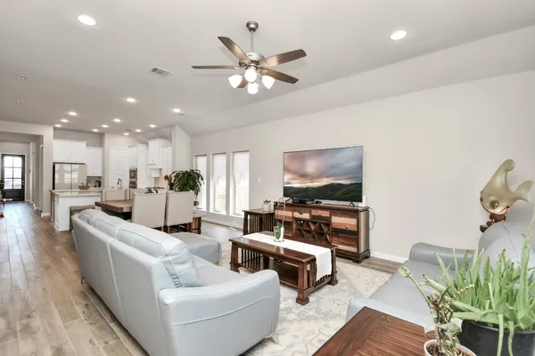 $2,750 | 5043 Morrison Drive, Manvel, TX 77578