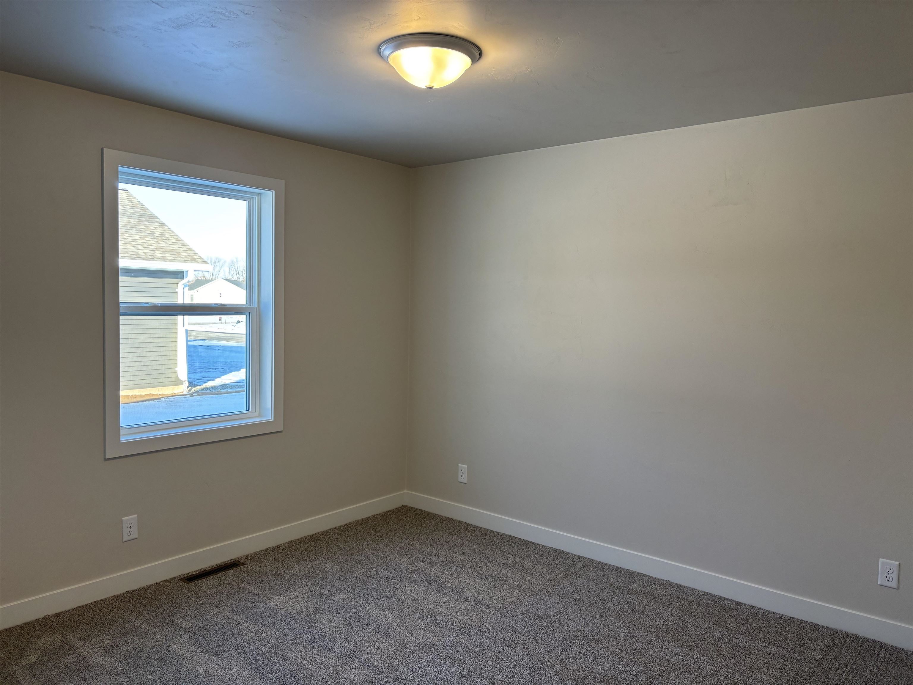 N3919 Wettering Way Kaukauna, WI 54130 - Photo 11 of 18