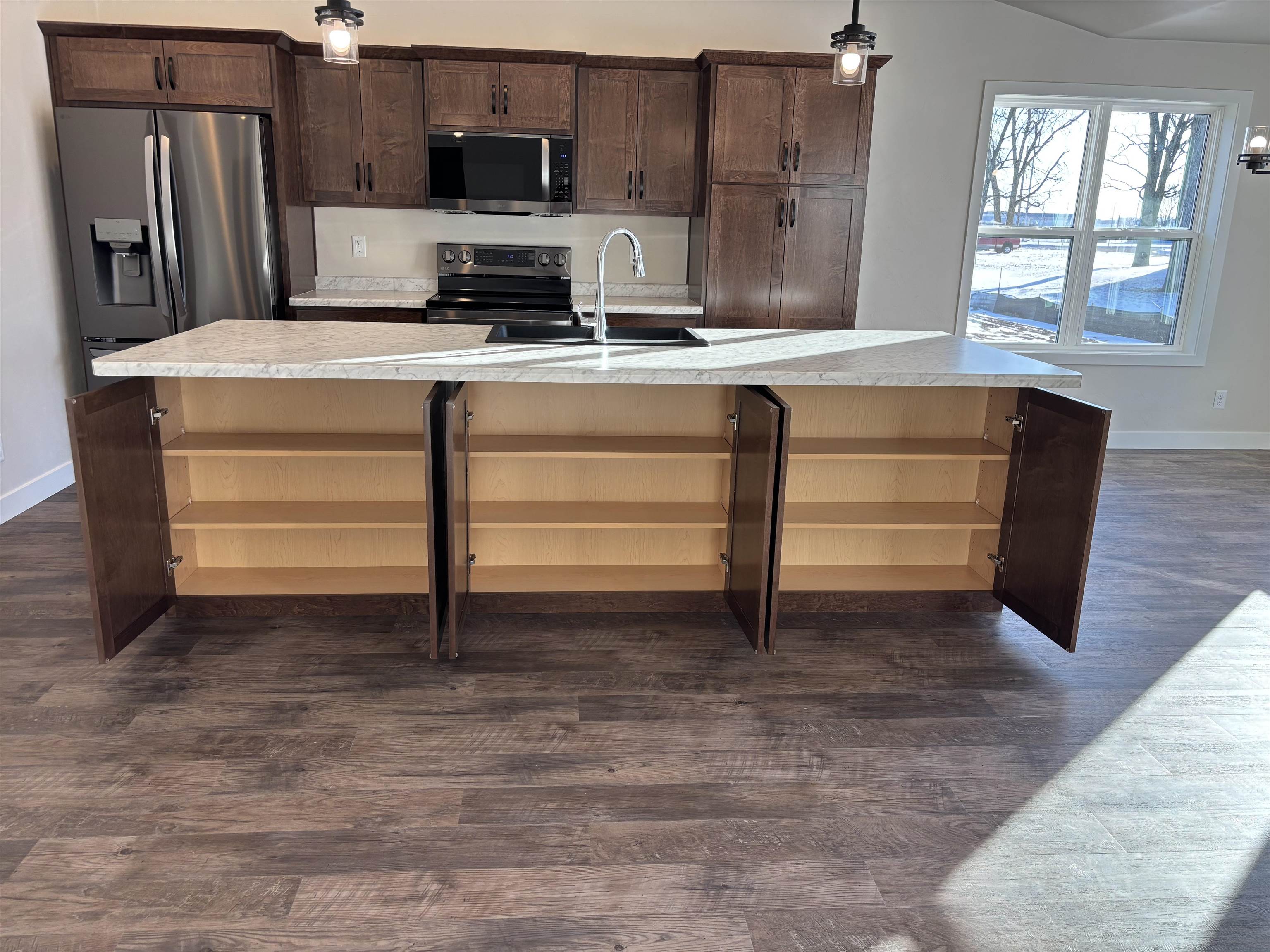 N3919 Wettering Way Kaukauna, WI 54130 - Photo 4 of 18