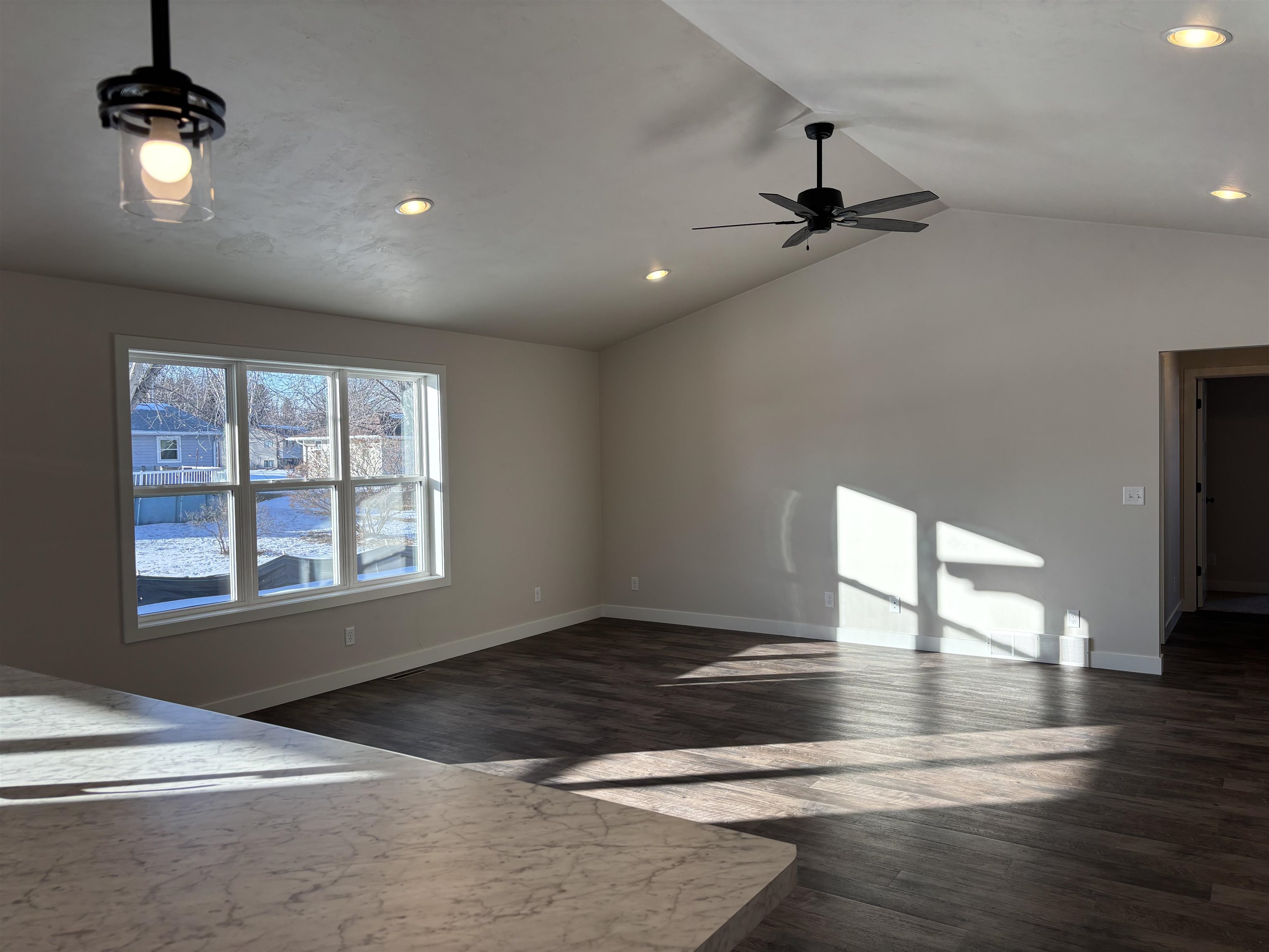 N3919 Wettering Way Kaukauna, WI 54130 - Photo 5 of 18