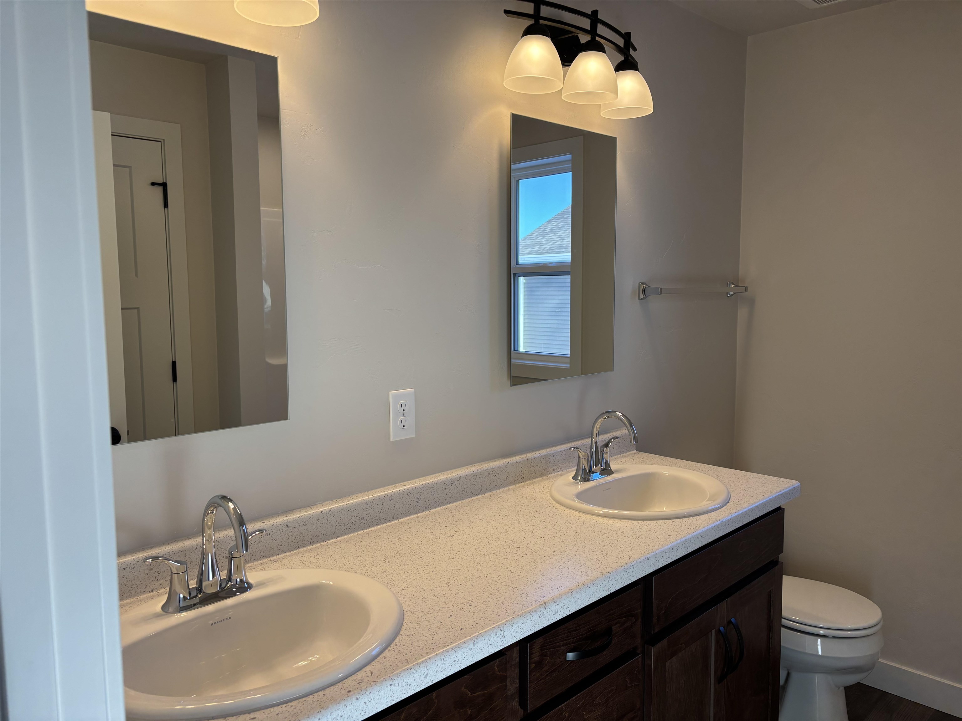 N3919 Wettering Way Kaukauna, WI 54130 - Photo 9 of 18