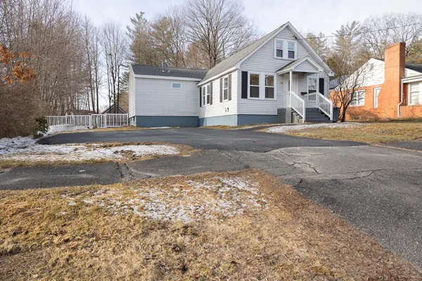 $265,000 | 82 Oakland Street, Waterville, ME 04901