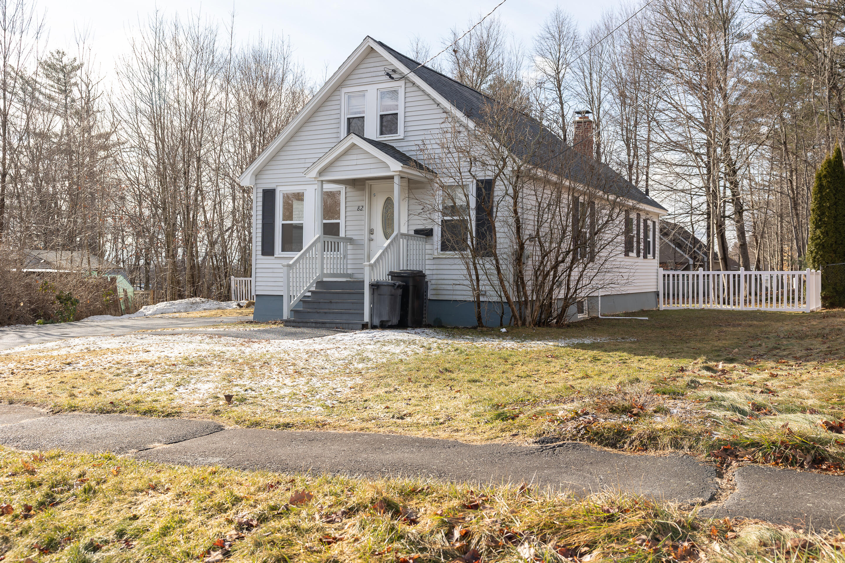 82 Oakland Street Waterville, ME 04901 - Photo 2 of 39 Outside F2