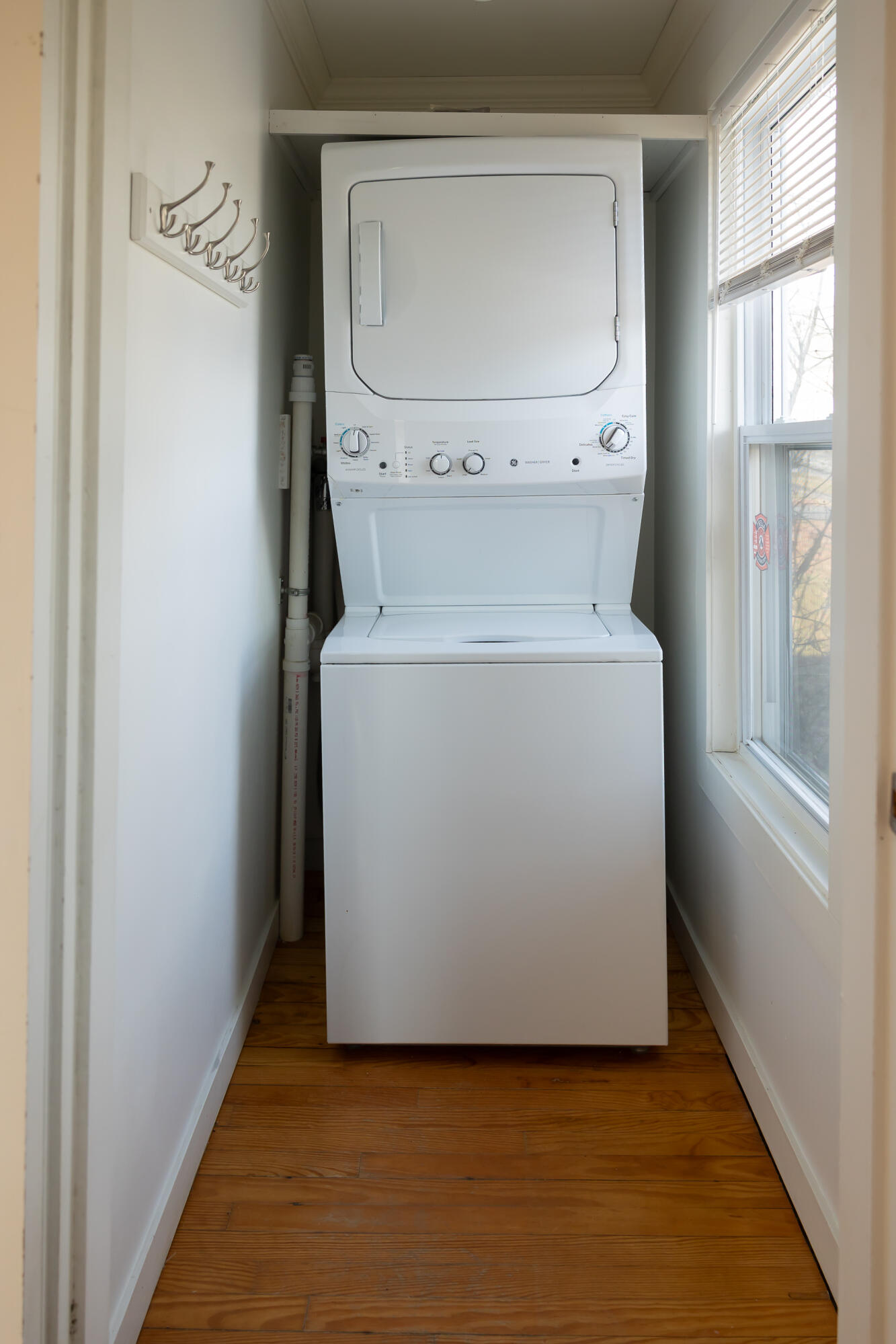 82 Oakland Street Waterville, ME 04901 - Photo 30 of 39 Washer Dryer