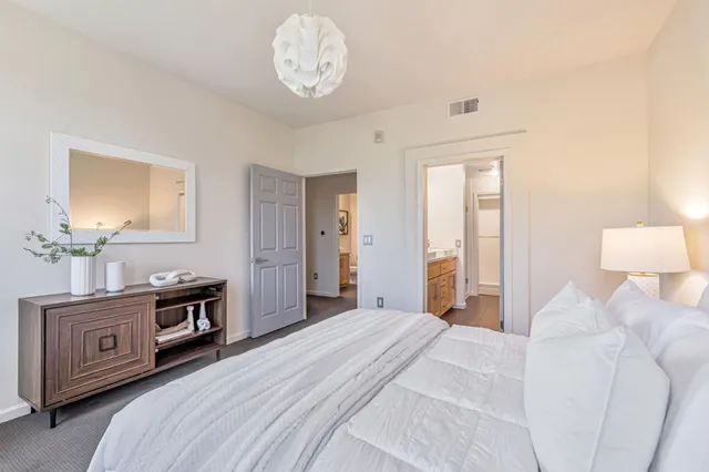 $898,888 | 800 North 8th Street, Unit 311, San Jose, CA 95112