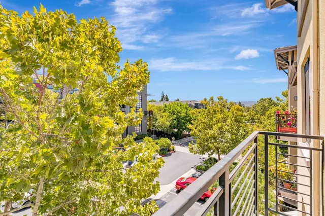 $898,888 | 800 North 8th Street, Unit 311, San Jose, CA 95112