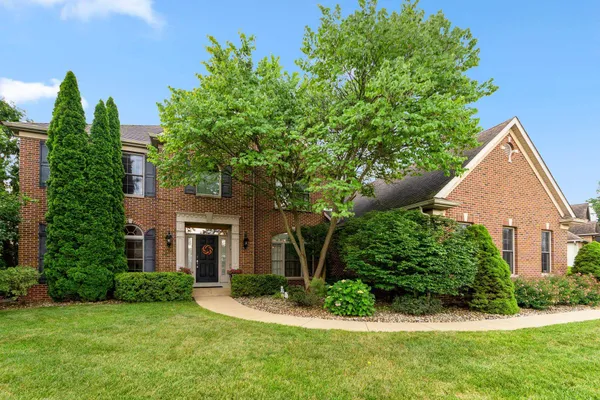 $950,000 | 10080 PEMBURRY Drive, Granger, IN 46530