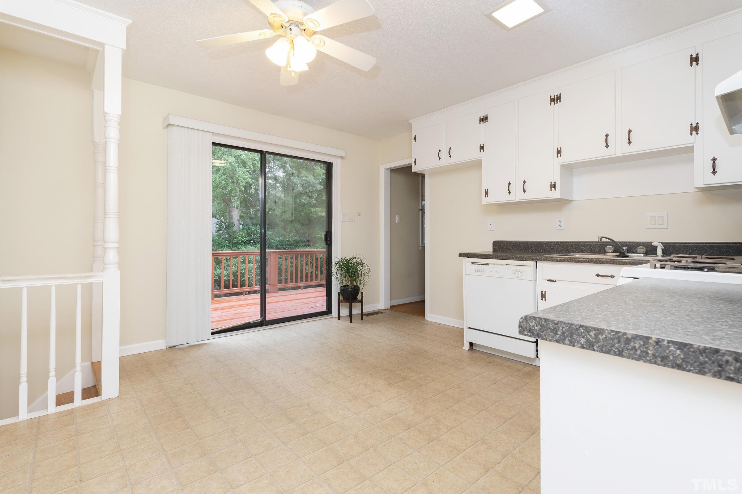 522 Southeast Maynard Road Cary, NC 27511 - Photo 11 of 23 Gallery Image 11