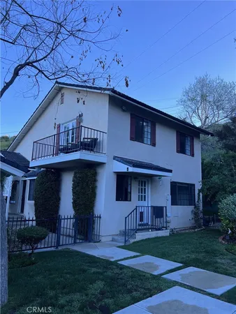 $3,400 | 24550 Treasure Vista Drive, Newhall, CA 91321