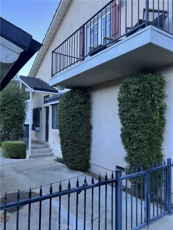 $3,400 | 24550 Treasure Vista Drive, Newhall, CA 91321