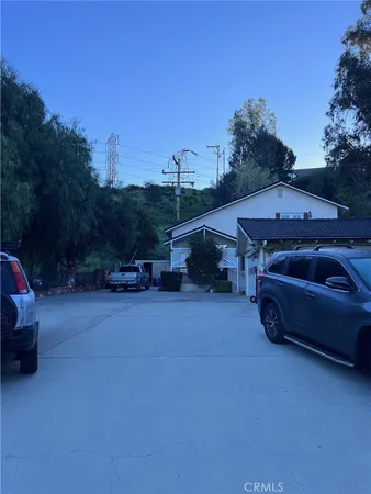 $3,400 | 24550 Treasure Vista Drive, Newhall, CA 91321