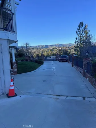 $3,400 | 24550 Treasure Vista Drive, Newhall, CA 91321