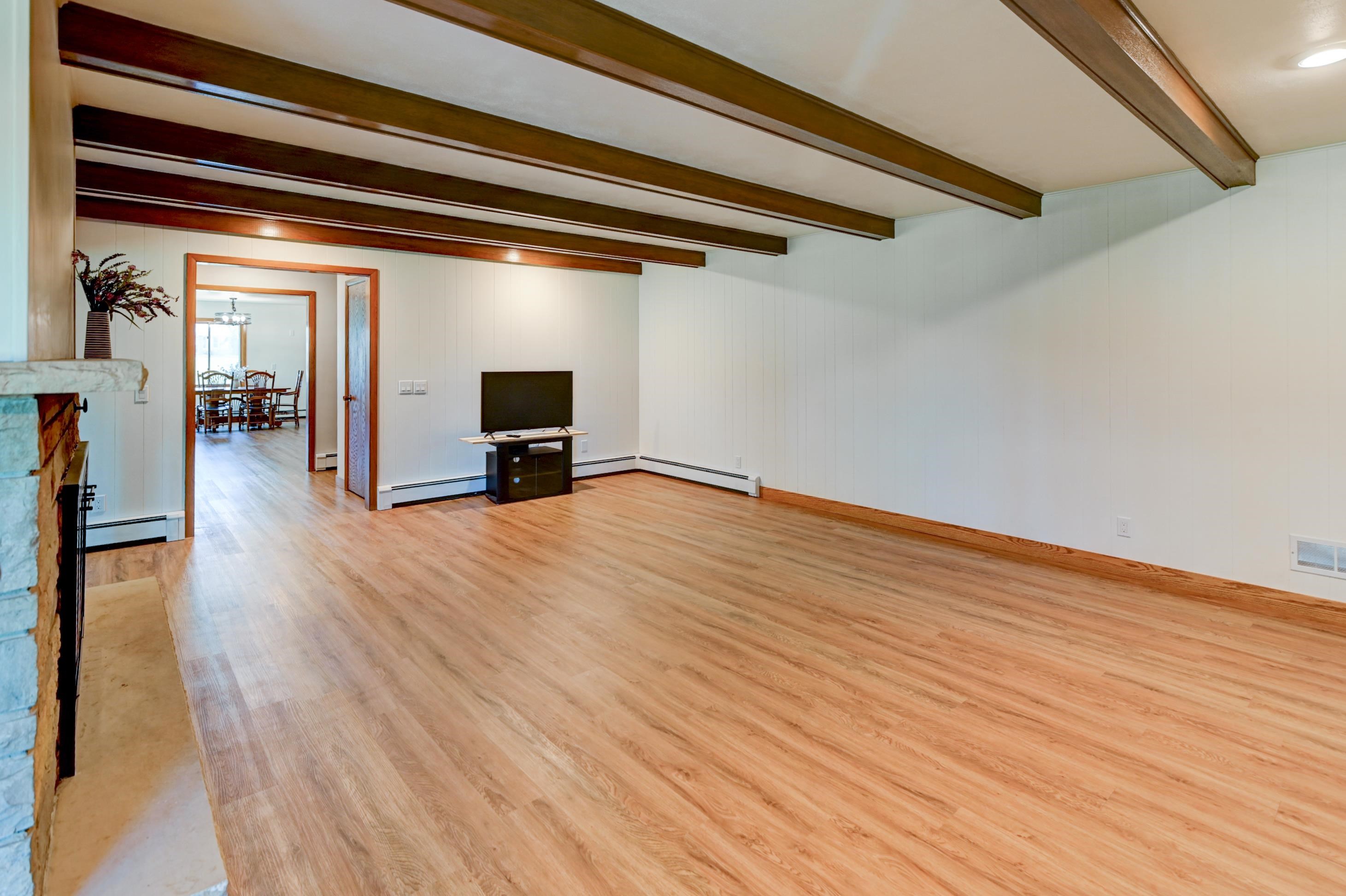 7628 West Mineral Point Road Verona, WI 53593 - Photo 18 of 75