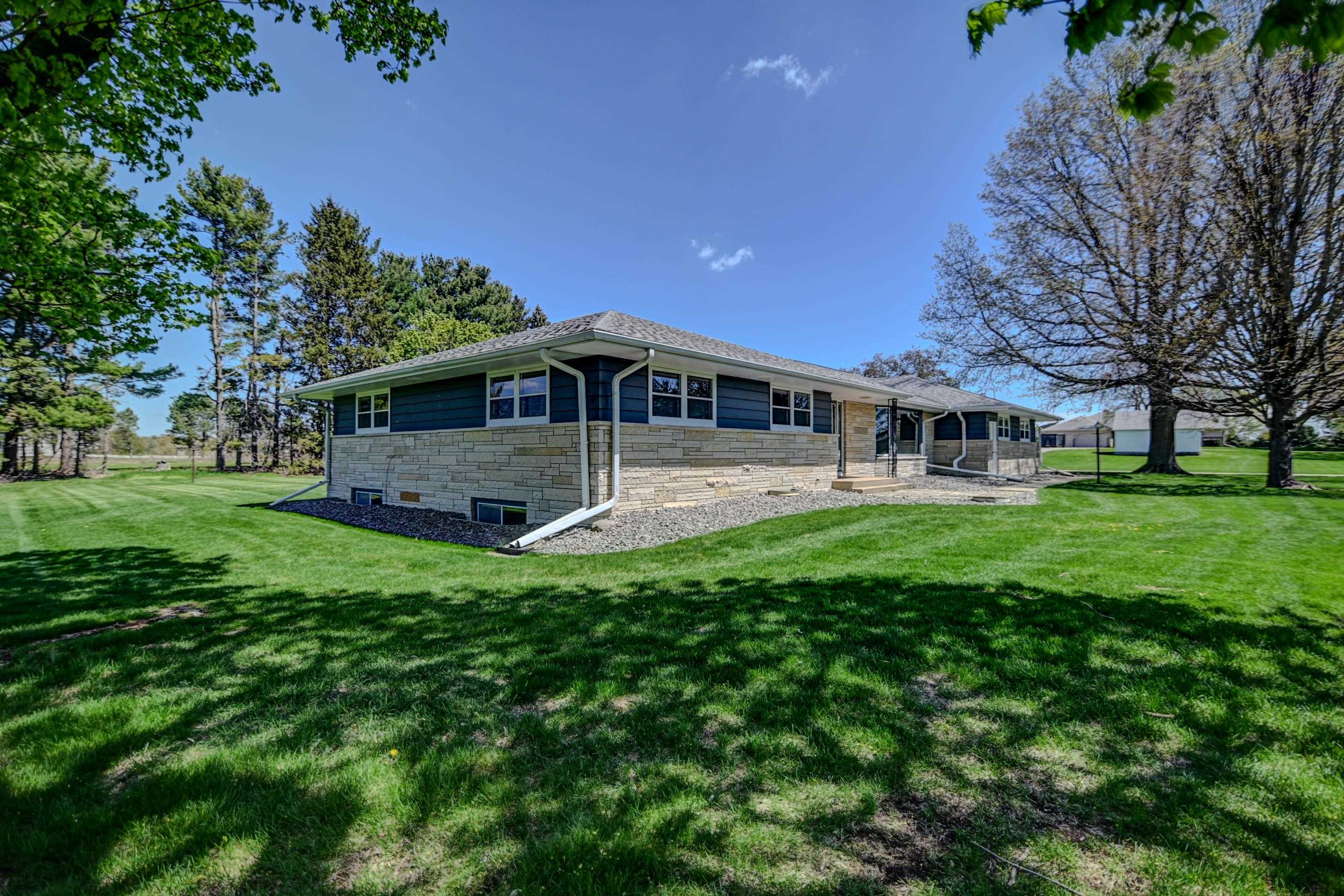 7628 West Mineral Point Road Verona, WI 53593 - Photo 71 of 75