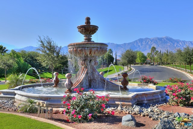 76 Via Del Mercato Rancho Mirage, CA 92270 - Photo 5 of 32 Fountain